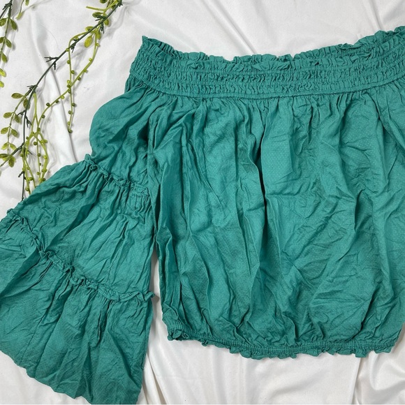 Free People Free Spirit Off The Shoulder Bell Sleeve Flowy Green Blouse Top XS - Picture 4 of 8
